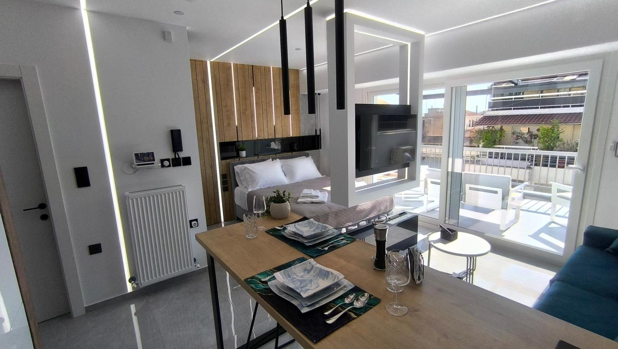 Larisa Absolute Suites, Sky View Smart Home ภายนอก รูปภาพ